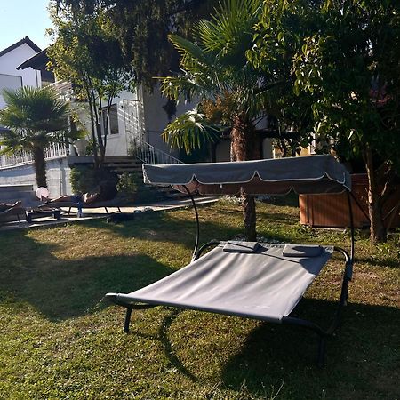Privates Ferienhaus Mit Pool & Whirlpool Zentral In Bad Dürkheim Esterno foto
